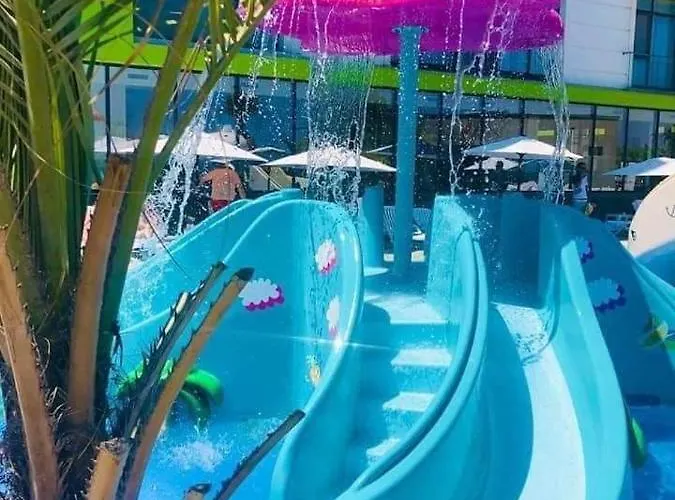 Panoramic View Black Sea In Alezzi Daire